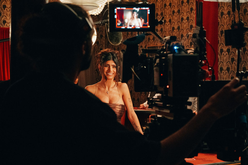 BTS: tracking screen captures onto device