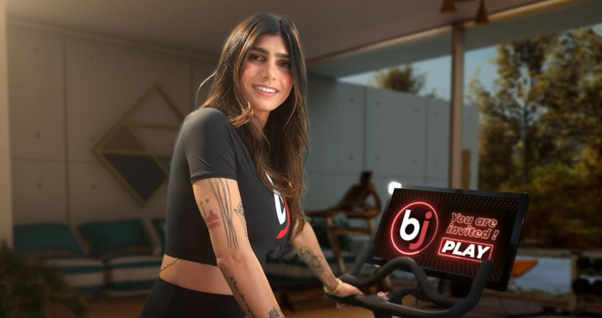 Lifestyle: friends celebrating